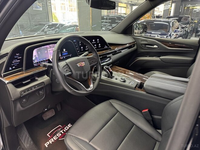 Cadillac Escalade-6