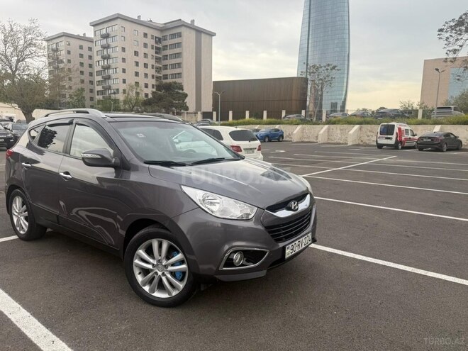Hyundai ix35 2011, 196,000 km - 2.4 l - Bakı