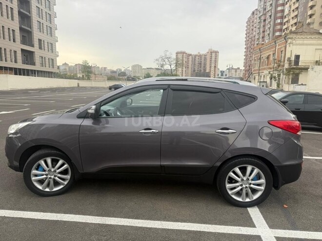 Hyundai ix35 2011, 196,000 km - 2.4 l - Bakı