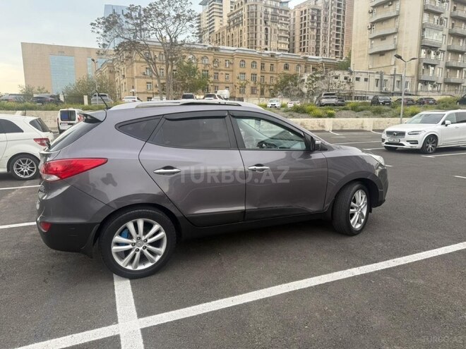 Hyundai ix35 2011, 196,000 km - 2.4 l - Bakı