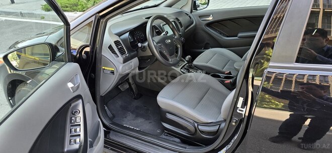 Kia Forte 2018, 128,801 km - 2.0 l - Bakı