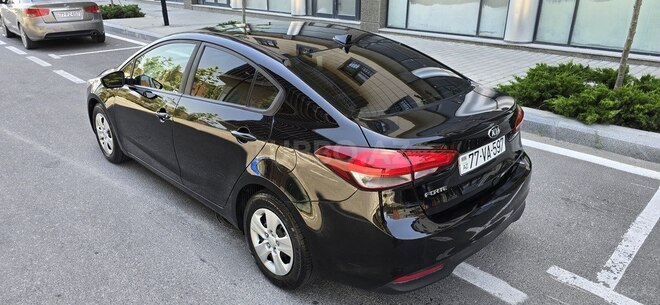 Kia Forte 2018, 128,801 km - 2.0 l - Bakı