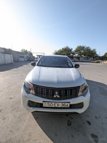Mitsubishi L200 2016, 244,544 km - 2.4 l - Sumqayıt