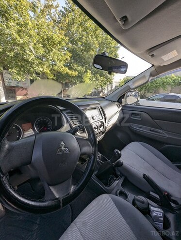 Mitsubishi L200 2016, 244,544 km - 2.4 l - Sumqayıt