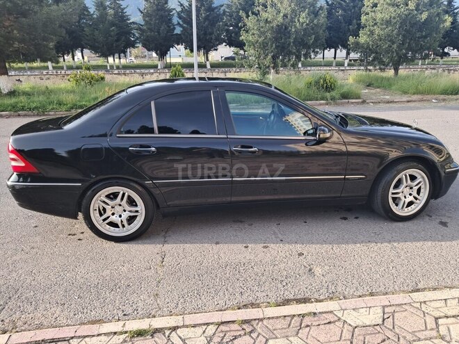 Mercedes C 200 2000, 320,000 km - 2.0 l - Zaqatala