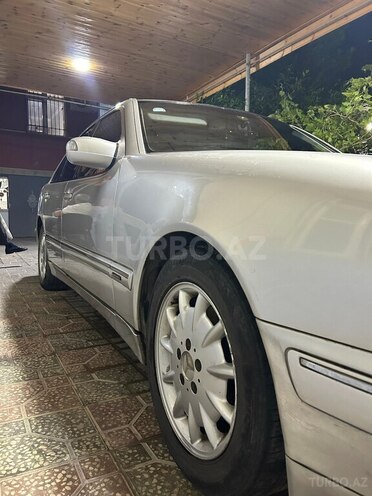 Mercedes E 270 2000, 458,000 km - 2.7 l - Bakı