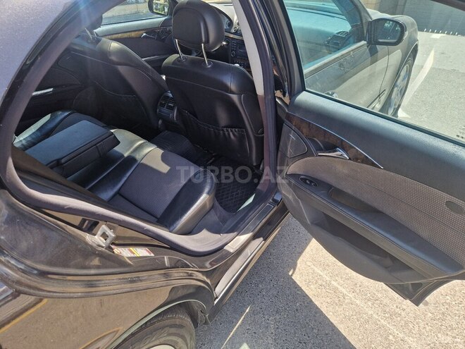 Mercedes E 270 2003, 388,559 km - 2.7 l - Sumqayıt