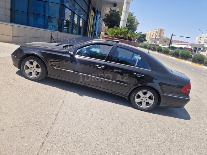 Mercedes E 270 2003, 388,559 km - 2.7 l - Sumqayıt