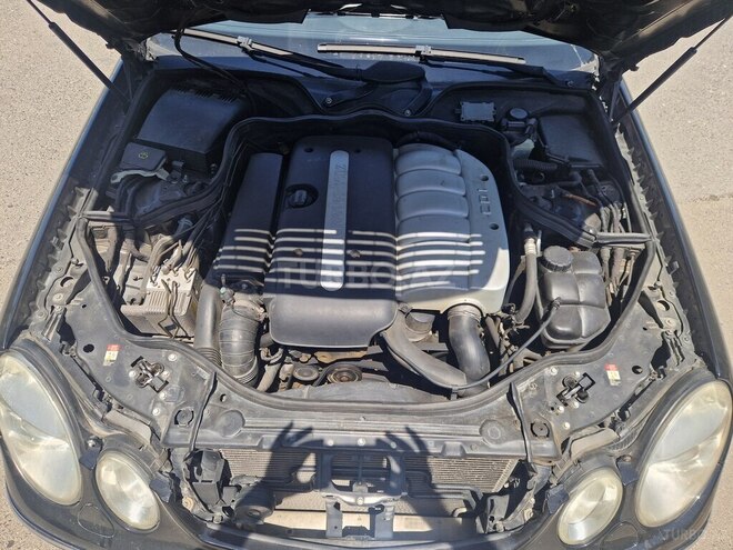 Mercedes E 270 2003, 388,559 km - 2.7 l - Sumqayıt