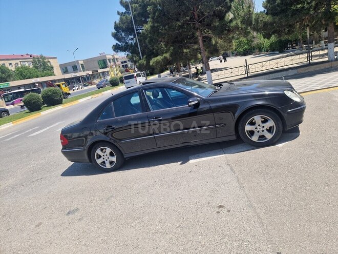 Mercedes E 270 2003, 388,559 km - 2.7 l - Sumqayıt