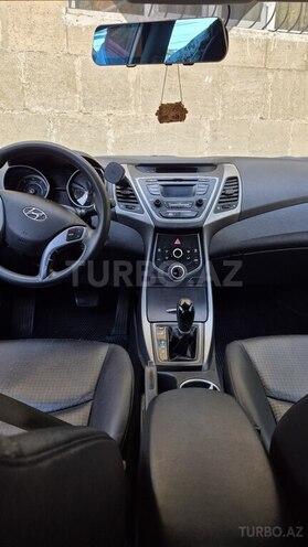 Hyundai Avante 2015, 105,000 km - 1.6 л - Bakı