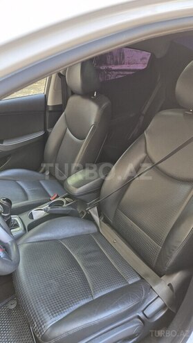 Hyundai Avante 2015, 105,000 km - 1.6 л - Bakı