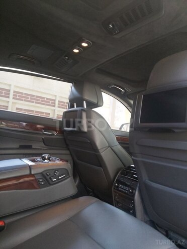 BMW 750 2015, 78,000 km - 4.4 l - Bakı