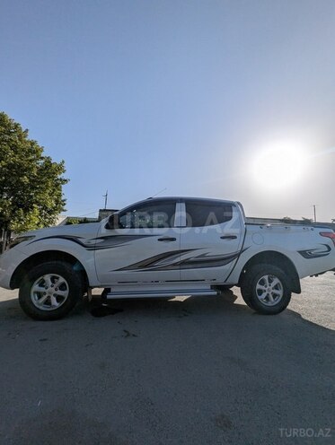 Mitsubishi L200 2016, 244,544 km - 2.4 l - Sumqayıt