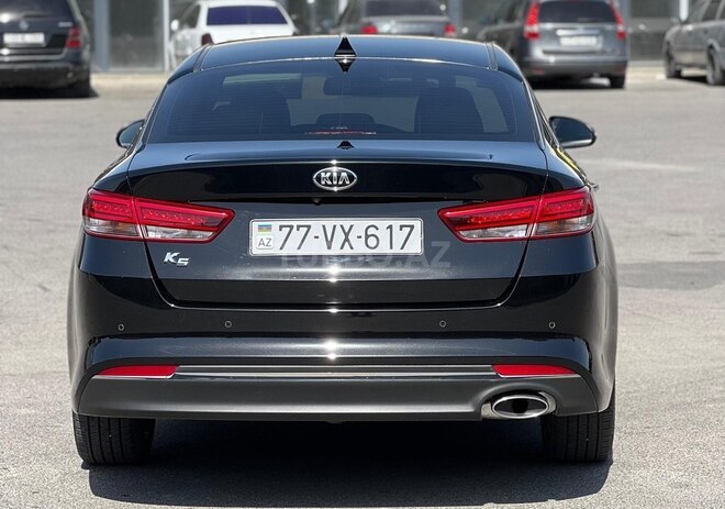 Kia K5-5