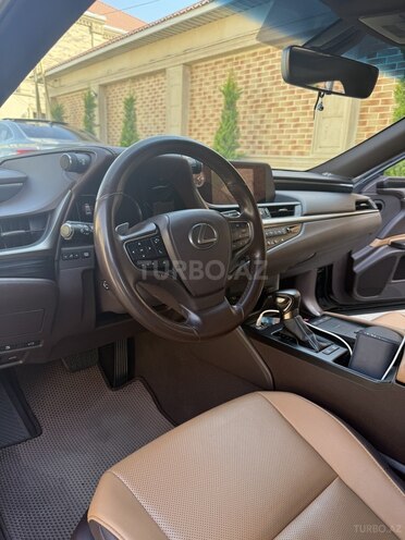 Lexus ES 300h 2020, 91,054 km - 2.5 l - Bakı