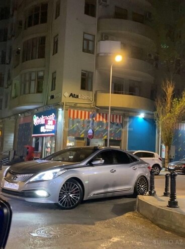 Hyundai Grandeur 2015, 200,000 km - 2.2 l - Bakı
