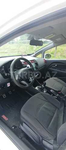 Kia Rio 2012, 238,000 km - 1.1 л - Şirvan