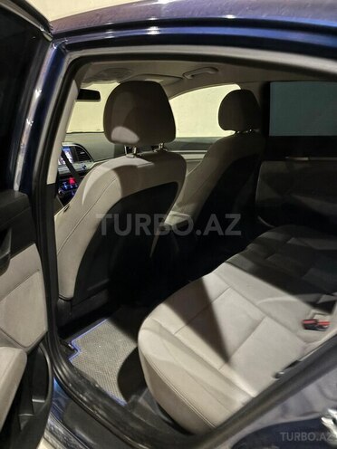 Hyundai Elantra 2018, 118,000 km - 2.0 l - Bakı