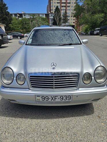 Mercedes E 240 1999, 255,500 km - 2.4 l - Bakı