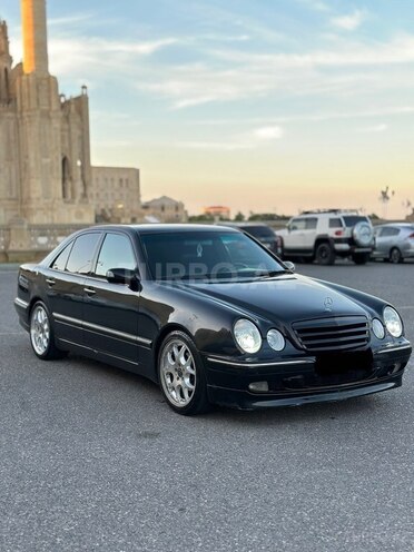 Mercedes E 240 2000, 330,000 km - 2.4 l - Bakı