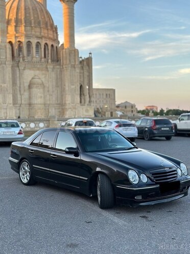 Mercedes E 240 2000, 330,000 km - 2.4 l - Bakı