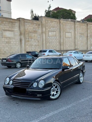 Mercedes E 240 2000, 330,000 km - 2.4 l - Bakı