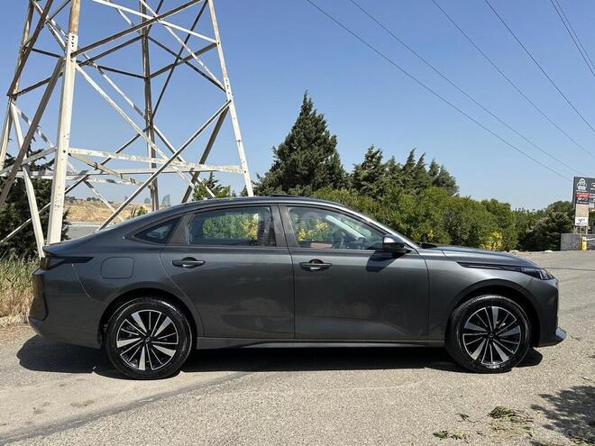 Changan Qiyuan A05 2025, 0 km - 1.5 l - Bakı