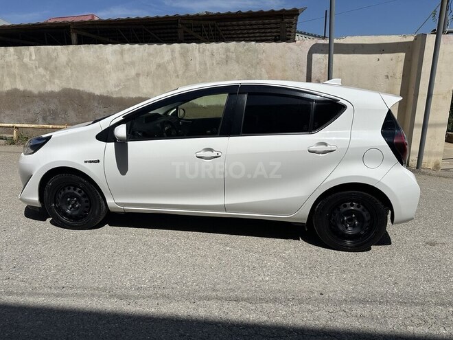 Toyota Aqua 2019, 87,000 km - 1.5 л - Bakı