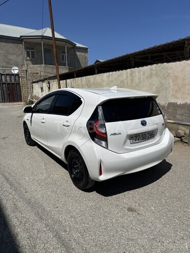Toyota Aqua 2019, 87,000 km - 1.5 л - Bakı
