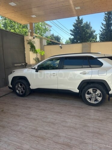 Toyota RAV4 2023, 32,500 km - 2.5 л - Bakı