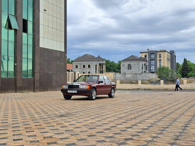 Mercedes 190 1993, 327,707 km - 2.0 l - Gəncə