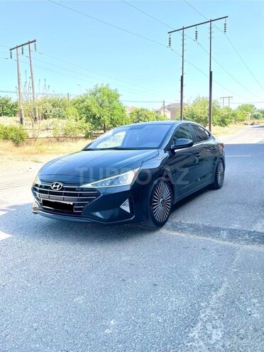 Hyundai Elantra-10