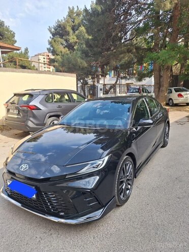 Toyota Camry 2024, 11,000 km - 2.0 l - Bakı