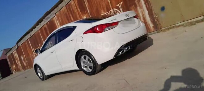 Hyundai Avante 2011, 285,000 km - 1.6 l - Bakı