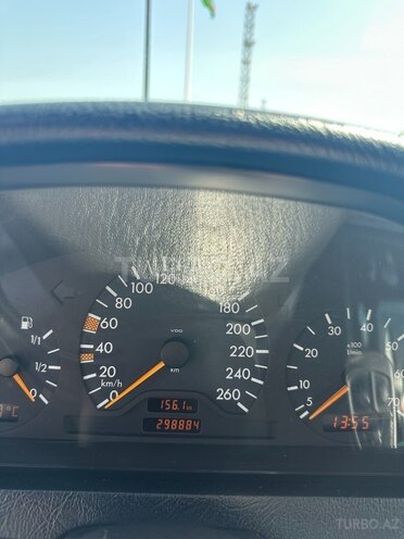 Mercedes C 230 1999, 299,000 km - 2.3 l - Bakı