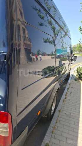Ford Transit-2