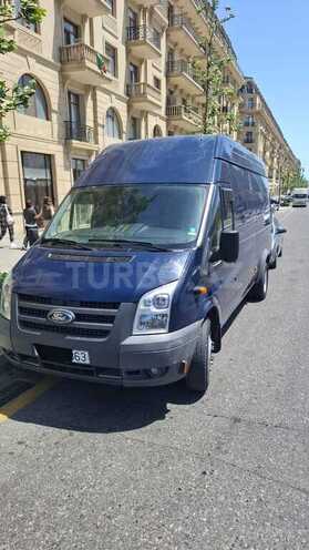 Ford Transit-4