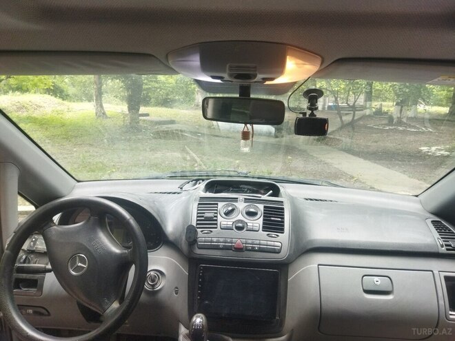 Mercedes Vito 111 2009, 305,000 km - 2.2 л - Qəbələ