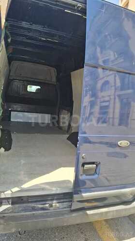 Ford Transit-6