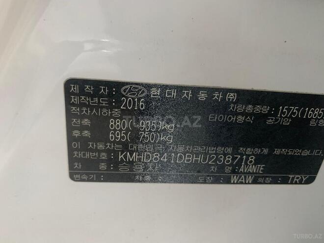 Hyundai Avante-11