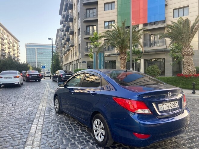 Hyundai Accent 2015, 105,000 km - 1.6 л - Bakı