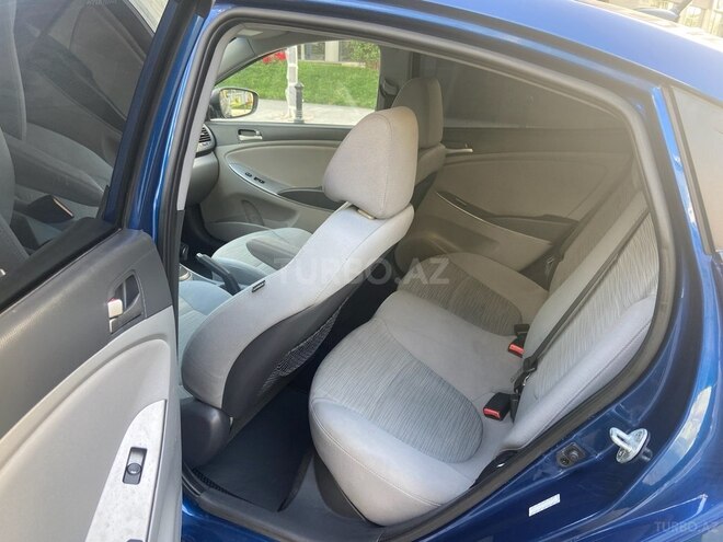 Hyundai Accent 2015, 105,000 km - 1.6 л - Bakı