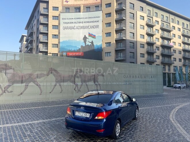 Hyundai Accent 2015, 105,000 km - 1.6 л - Bakı