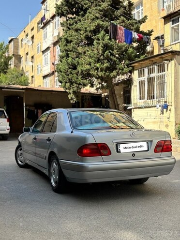 Mercedes E 230 1996, 250,000 km - 2.3 l - Bakı