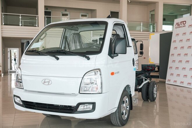 Hyundai H 100-1