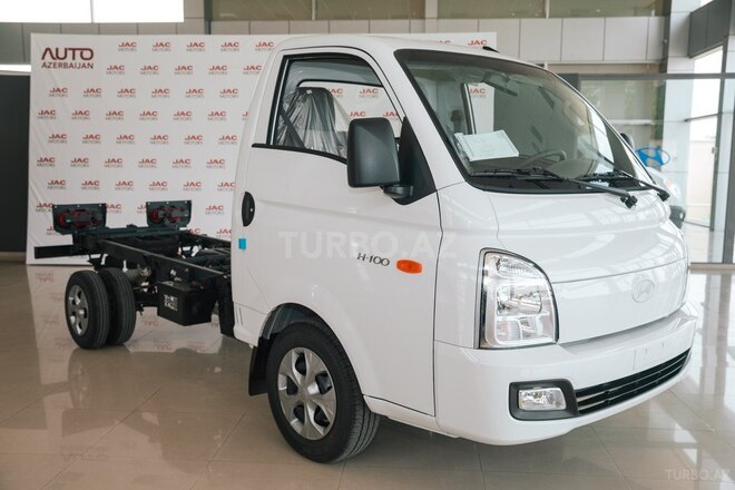 Hyundai H 100-7