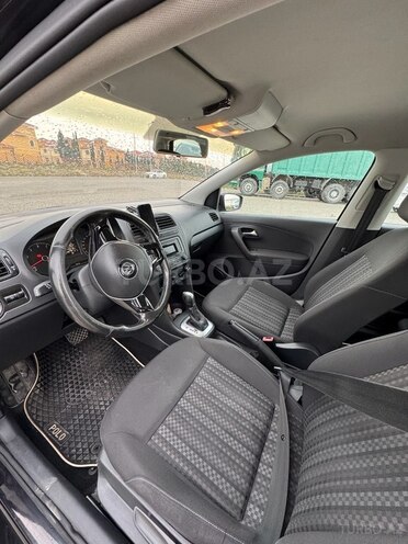 Volkswagen Polo 2018, 145,000 km - 1.6 l - Bakı