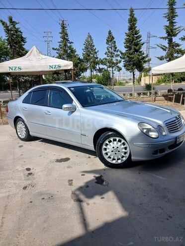Mercedes E 220 d 2005, 423,729 km - 2.2 l - Biləsuvar