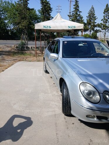Mercedes E 220 d 2005, 423,729 km - 2.2 l - Biləsuvar